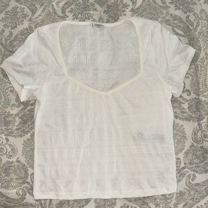 Ivory Abercrombie & Fitch crop tee M